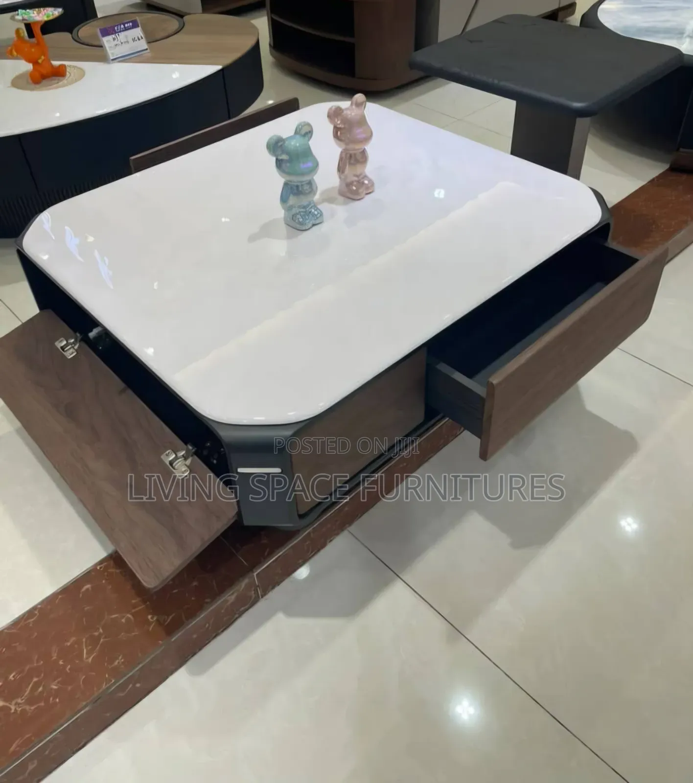 High-Quality Center Table