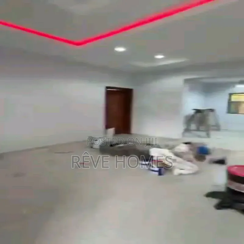 3bdrm Block of Flats in Shomolu / Shomolu for rent