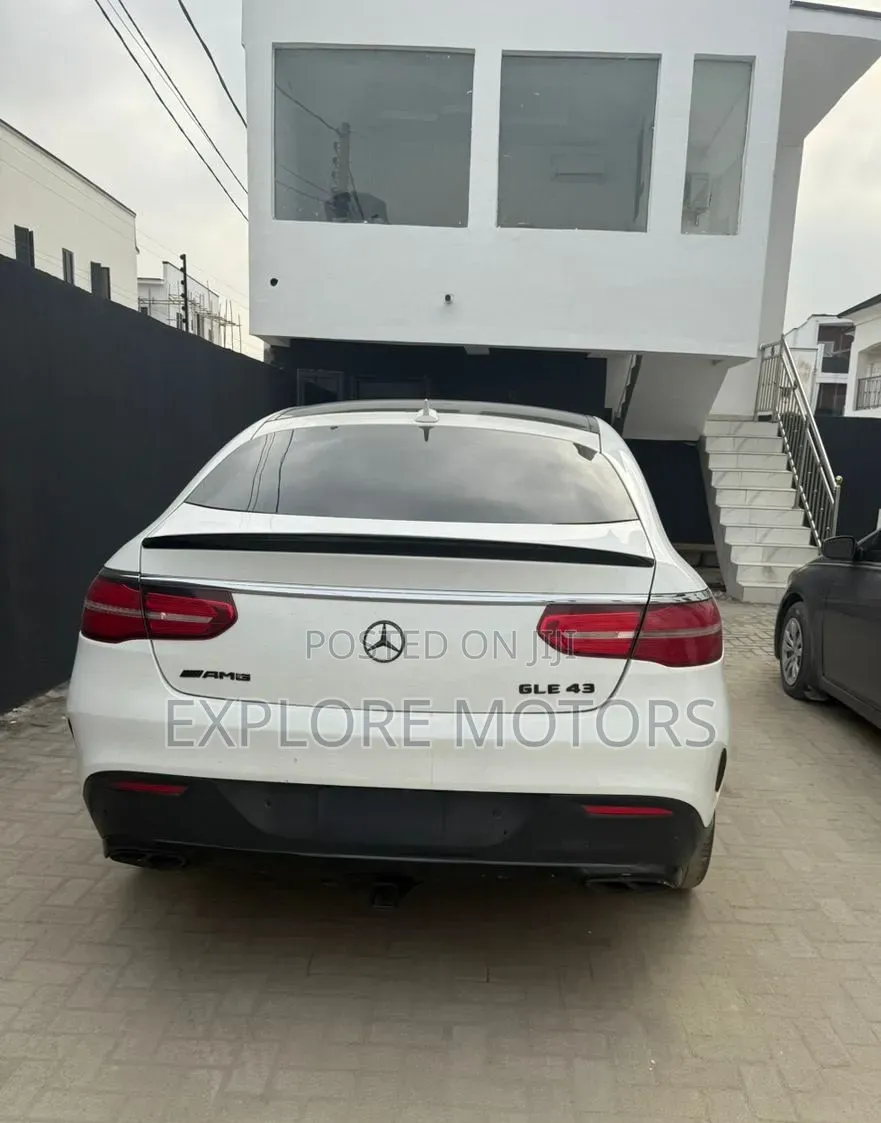 Mercedes-Benz GLE-Class 2018 White