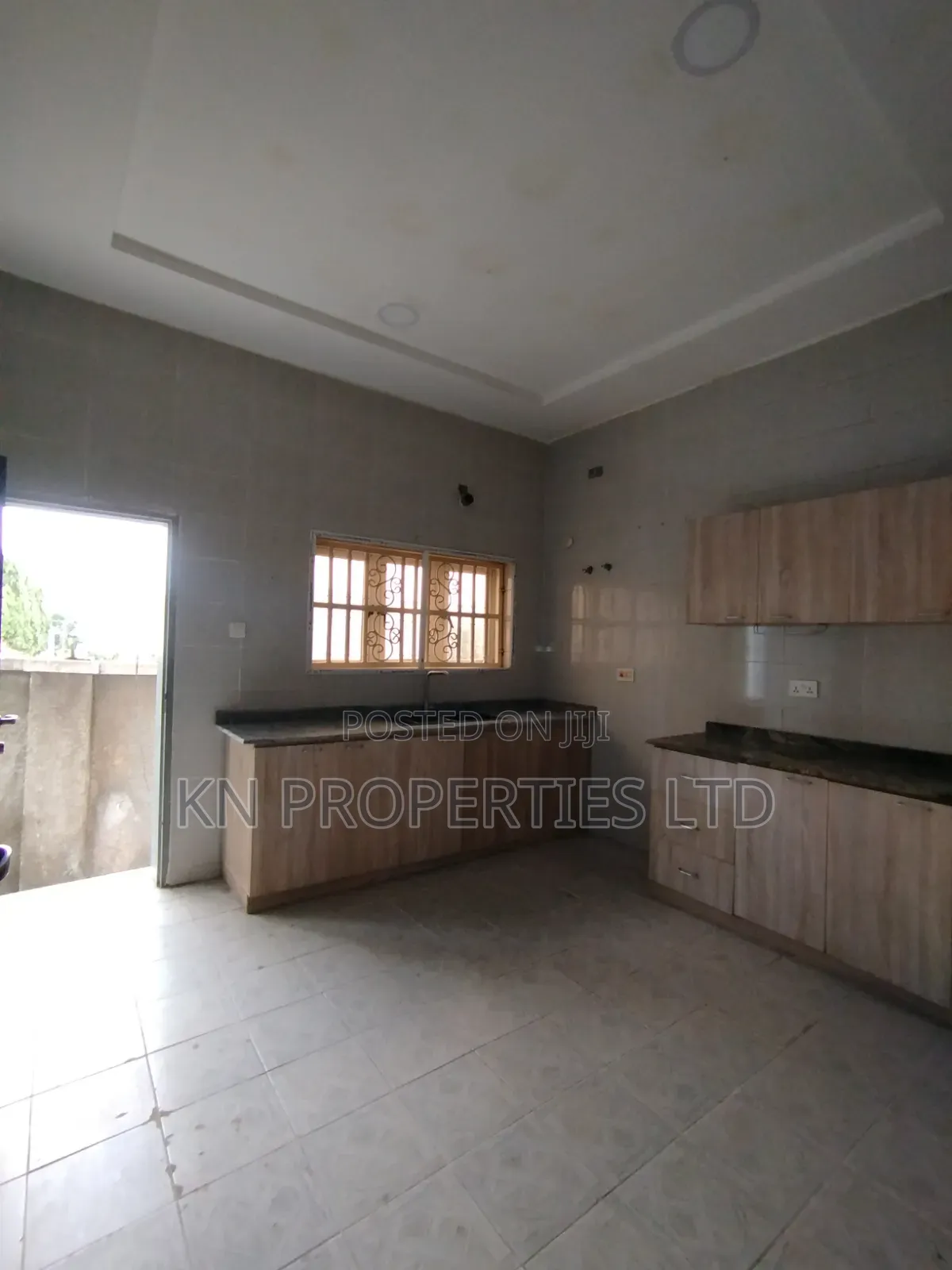 5bdrm Duplex in Guzape for rent