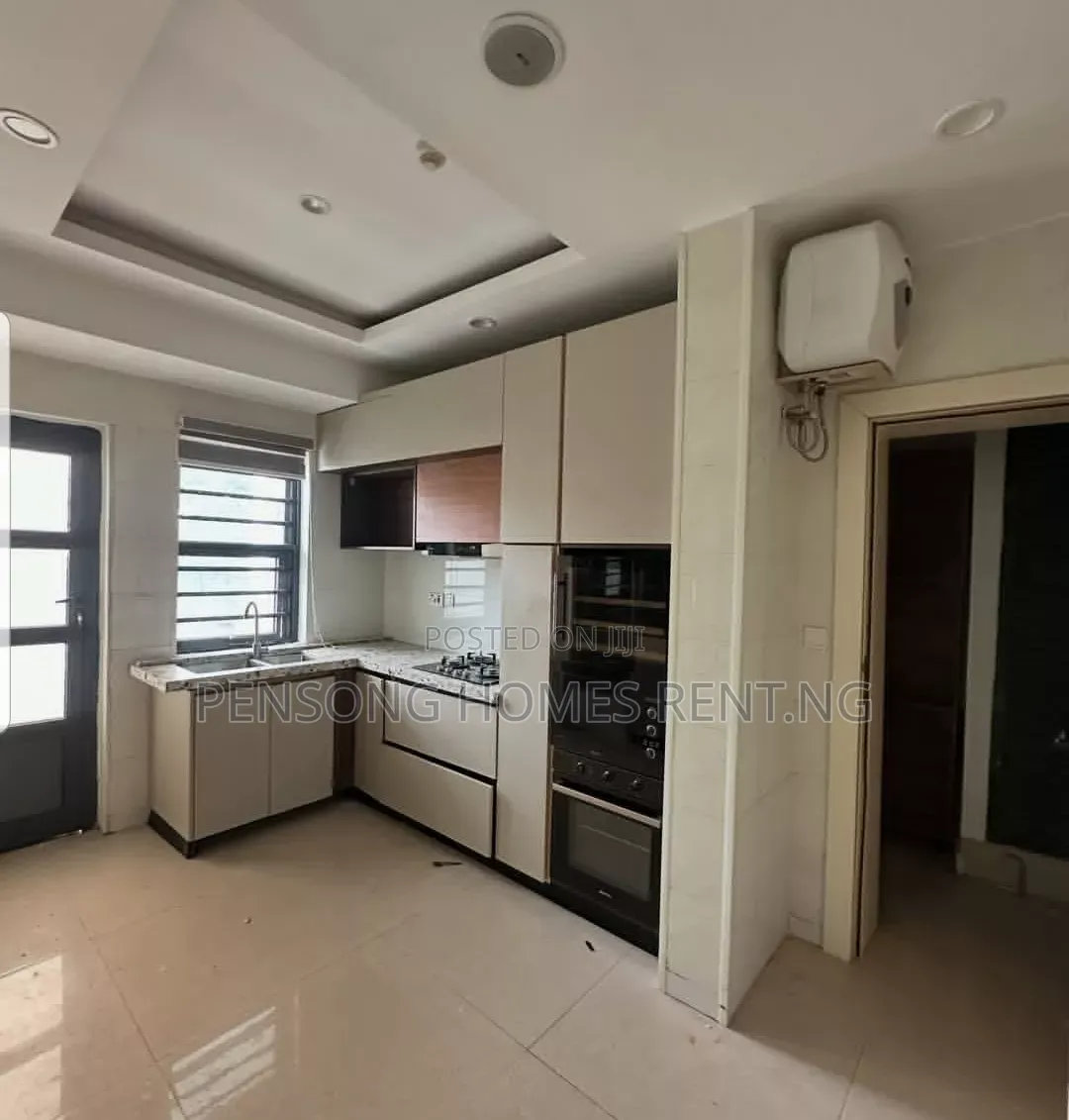 3bdrm Apartment in Old Ikoyi for rent
