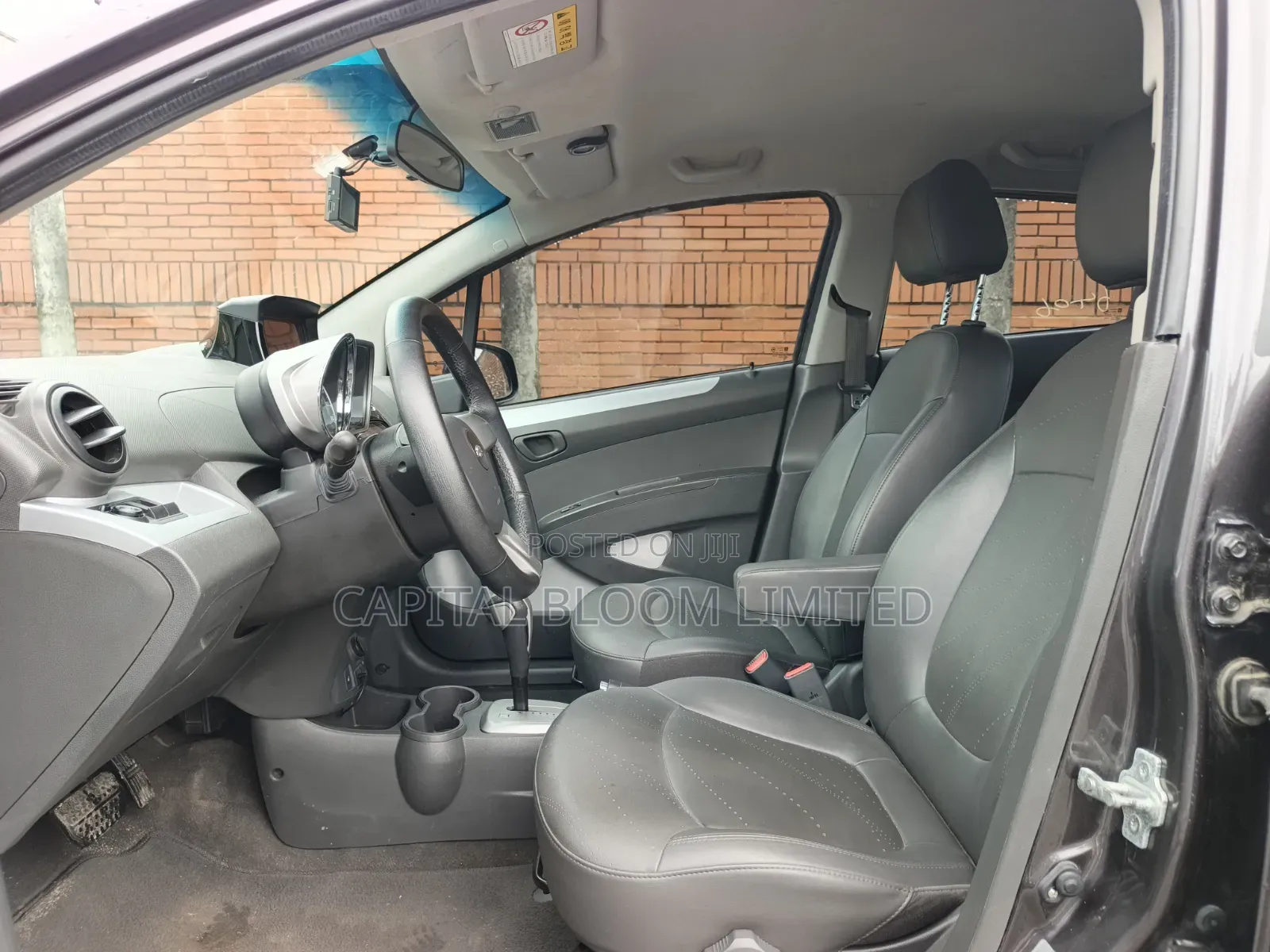 Chevrolet Spark 1LT 4dr Hatchback (1.2L 4cyl CVT) 2015 Gray