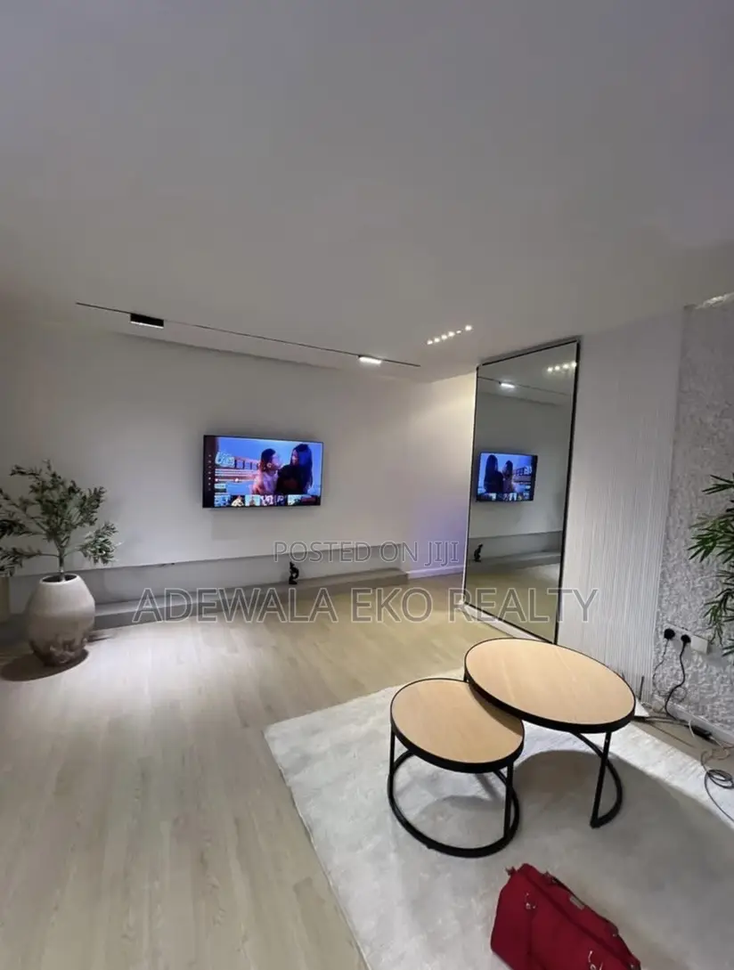 1 Bedroom Serviced Apartment Chevron Lekki | Content Studio Shortlet
