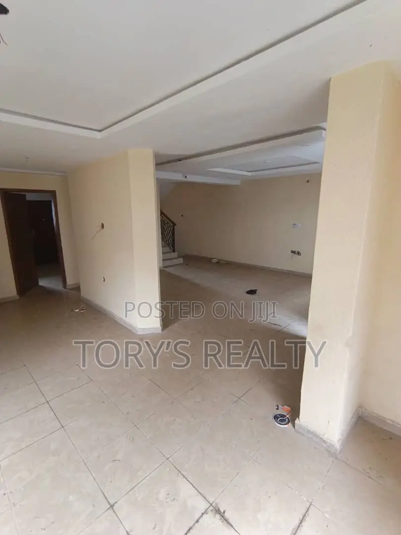 4bdrm Duplex in Sangotedo for sale