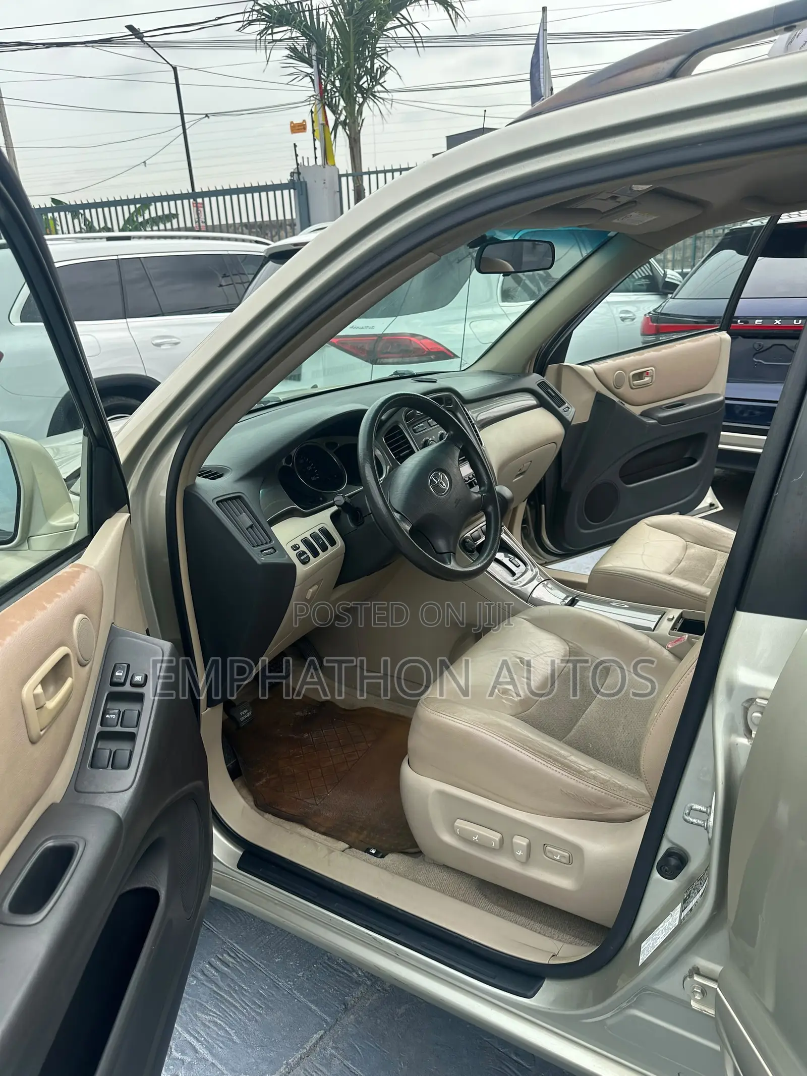 Toyota Highlander 2003 Gold