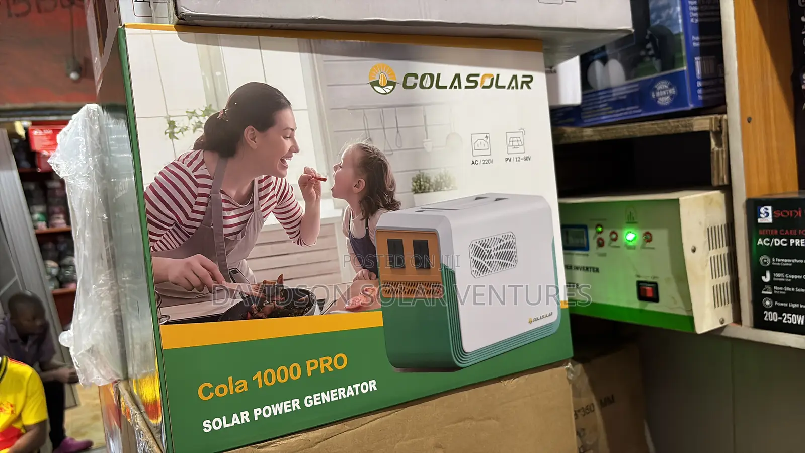 1000pro Cola Power Solar Generator