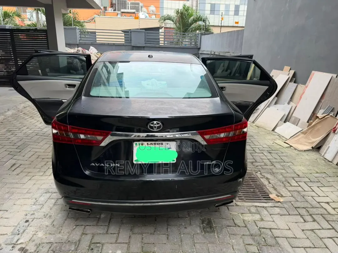 Toyota Avalon 2017 Black