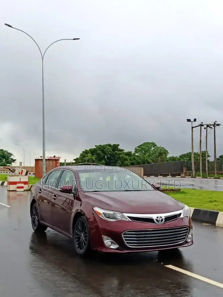 Toyota Avalon 2013 Red