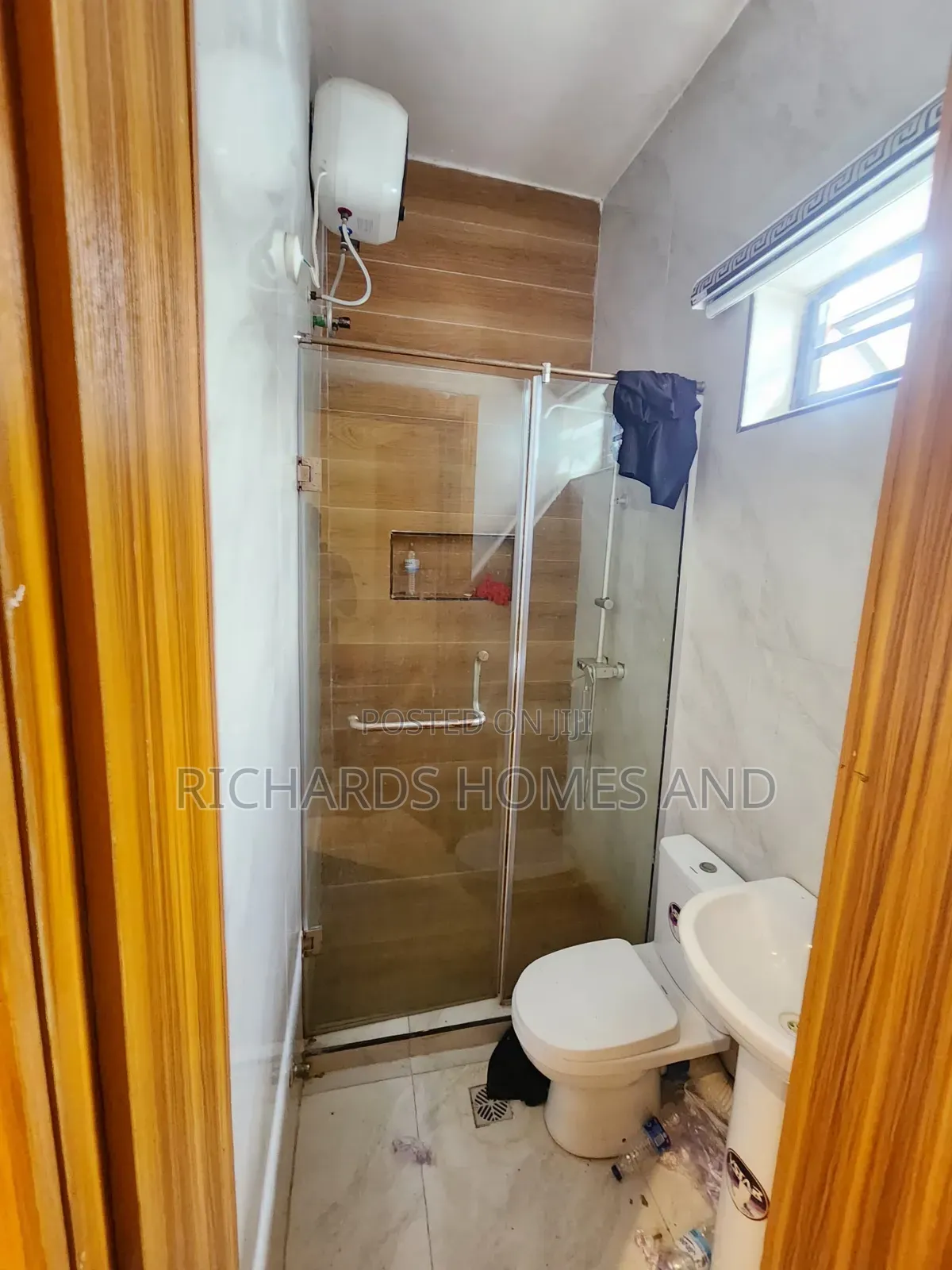4bdrm Duplex in Ikota for rent