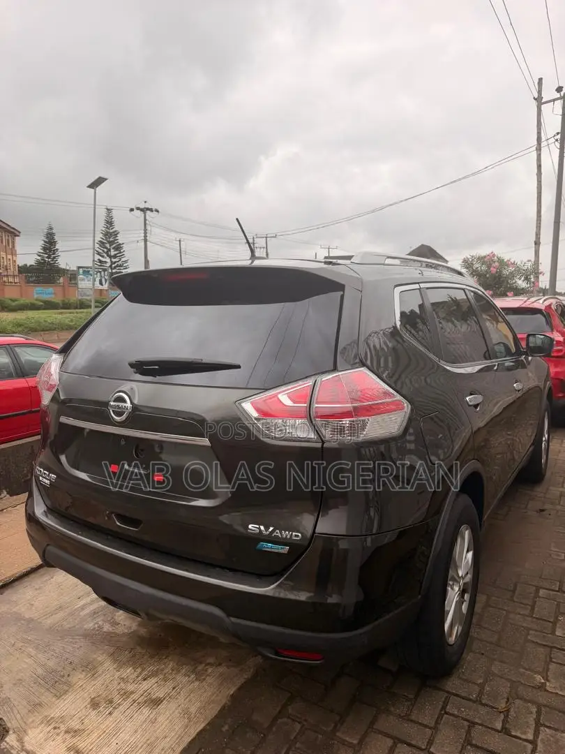Nissan Rogue 2015 Green