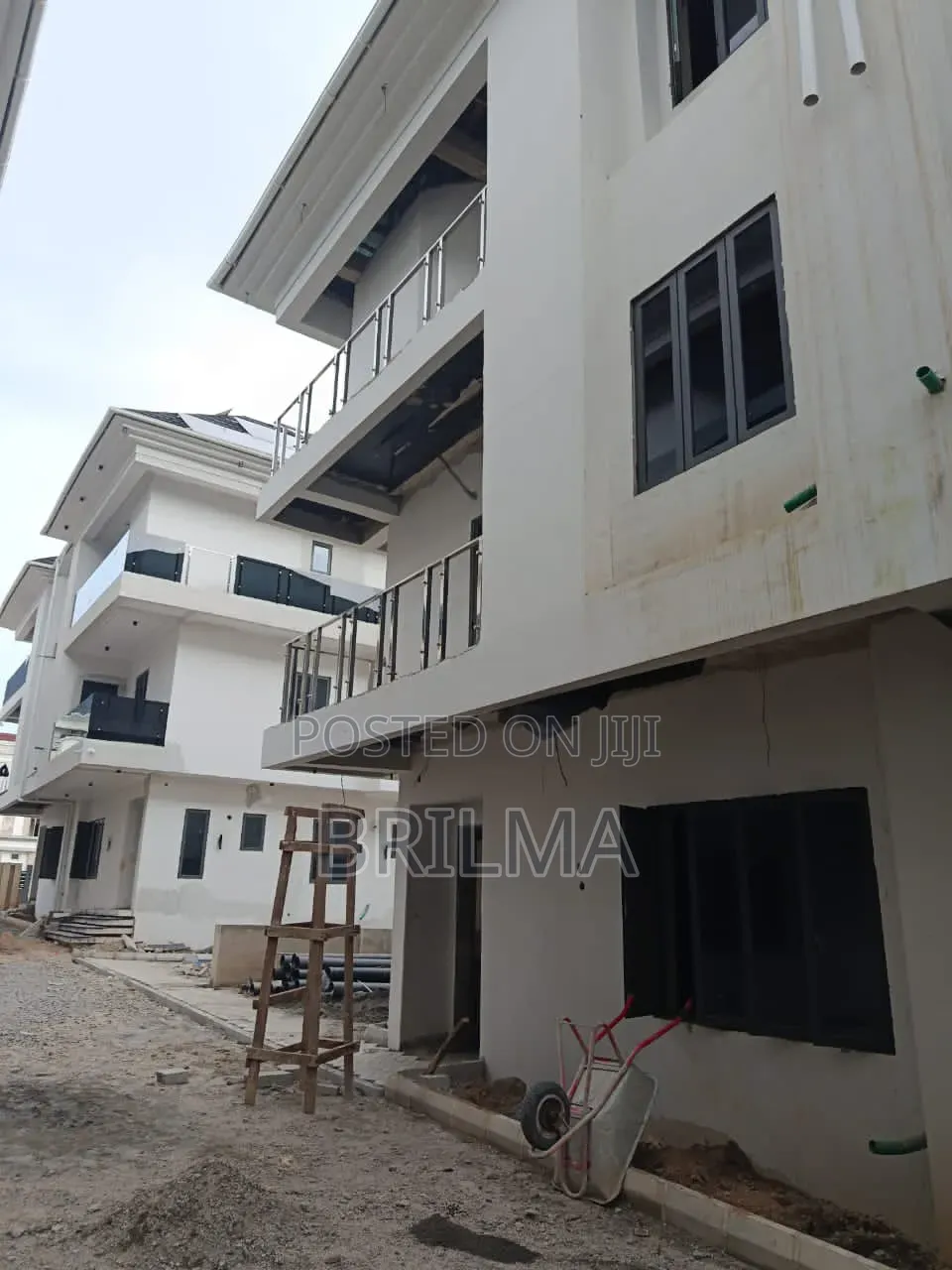 5bdrm Duplex in Wuye for sale