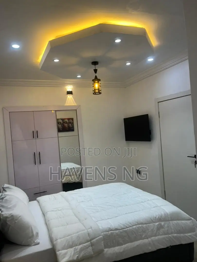 Contemporary 3-Bedroom Apartment