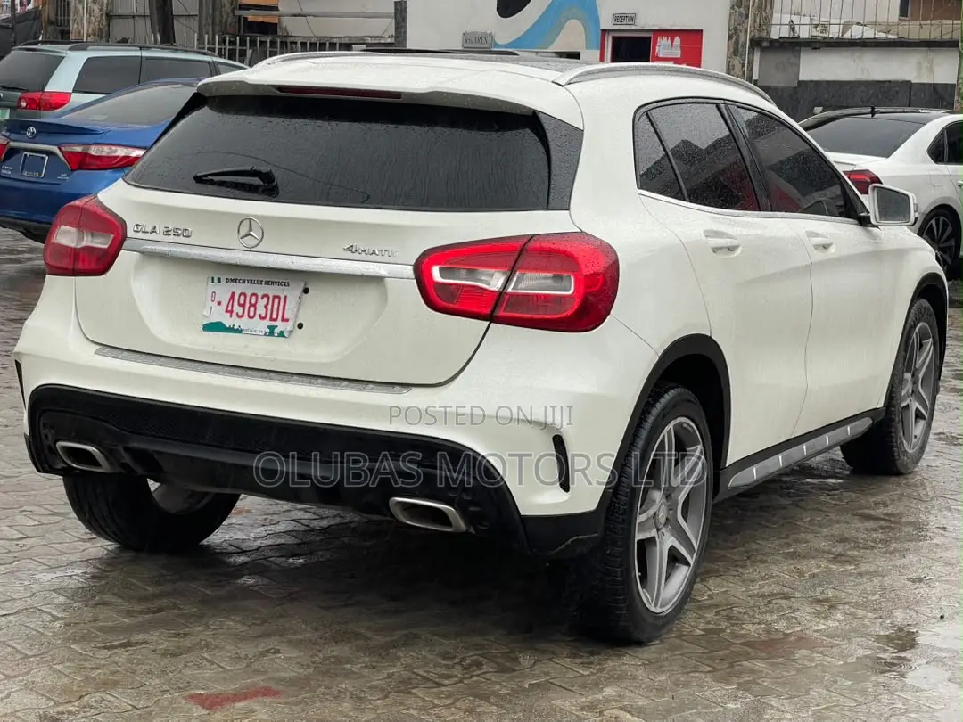 Mercedes-Benz GLA 250 2016 White