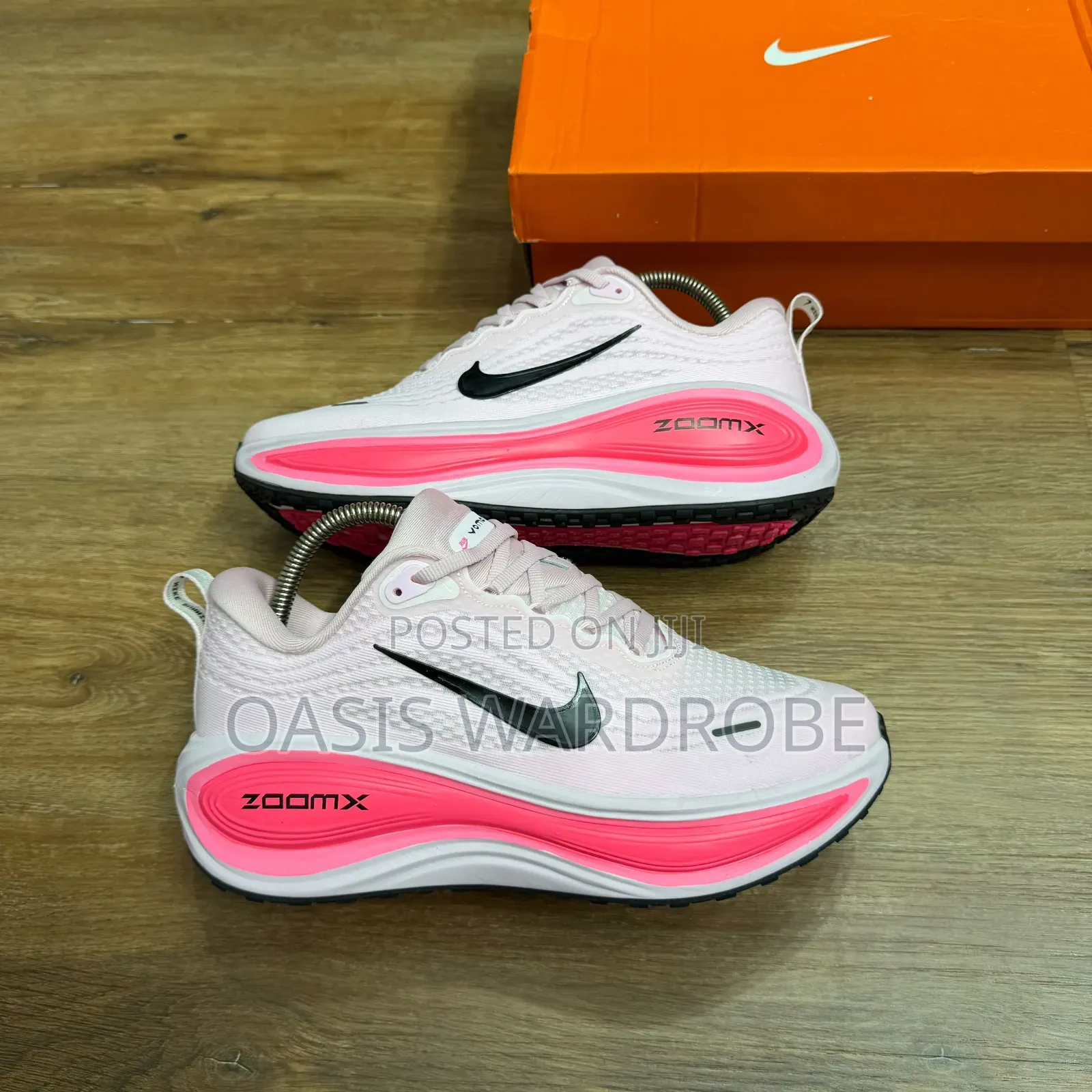 Nike Vomero Plus Pink Foam Hyper Pink Sneakers