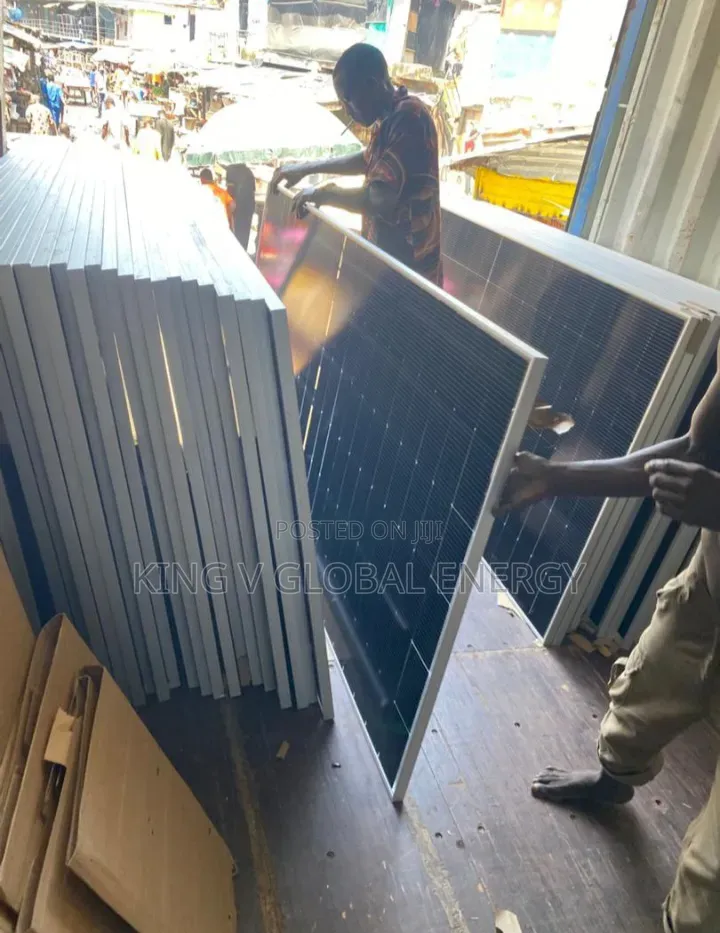 3units 15kwh/48v Lithium Batteries× 3units 12kva/48v Hybrid Inverter