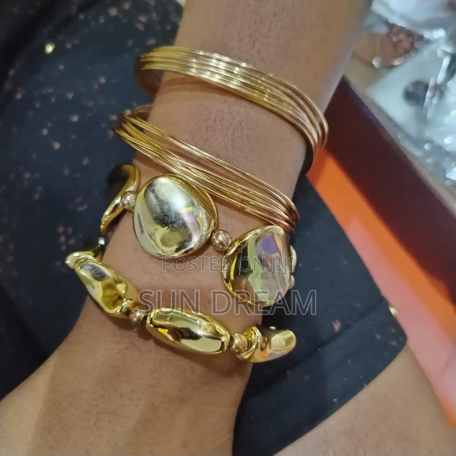 Women Bracelet Lady Bracelets Golden Bangles
