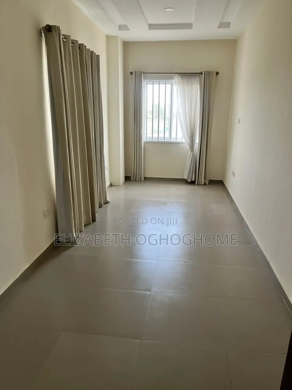 2bdrm Maisonette in Ahmadu Bello Way for rent