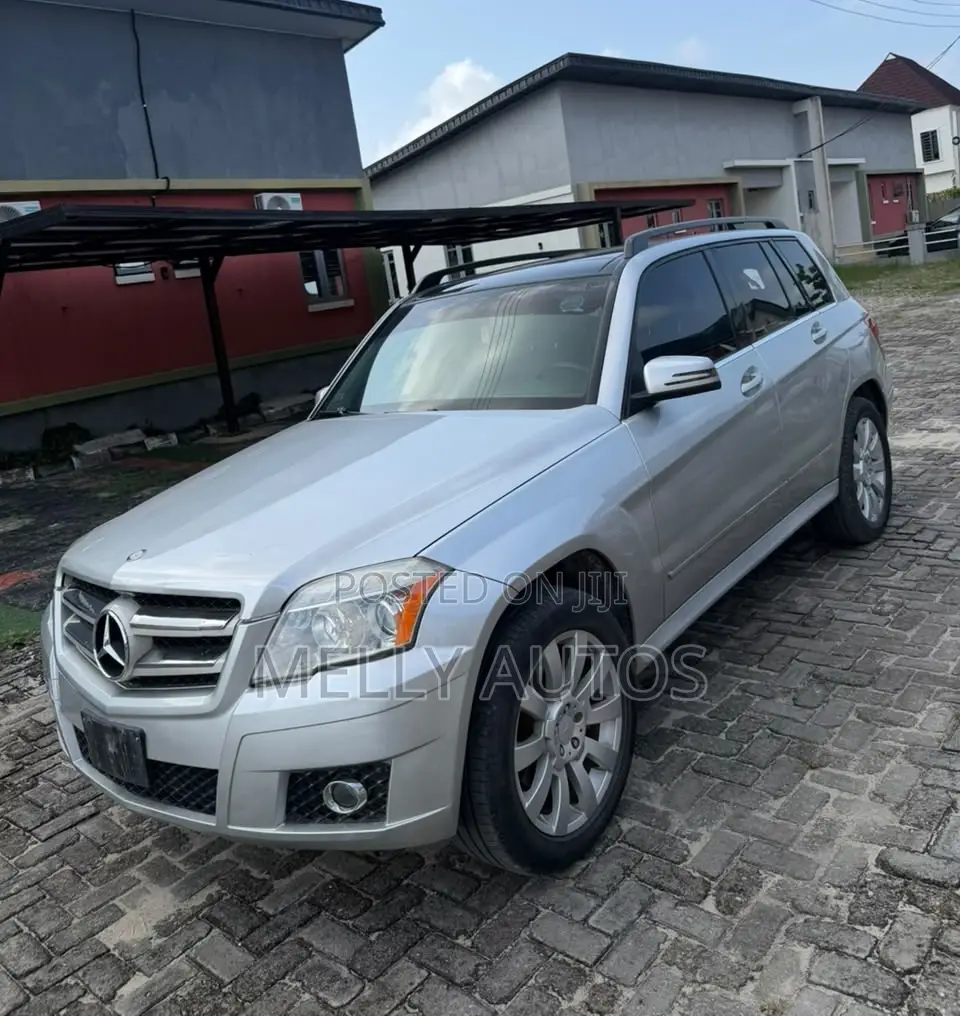 Mercedes-Benz GLK-Class 350 2010 Silver