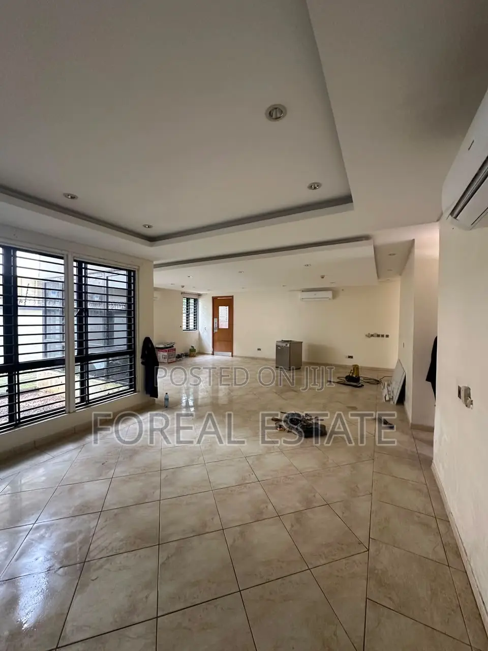4bdrm Townhouse / Terrace in Banana Island Estate for rent