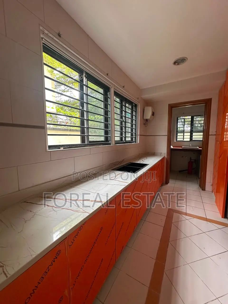 4bdrm Townhouse / Terrace in Banana Island Estate for rent