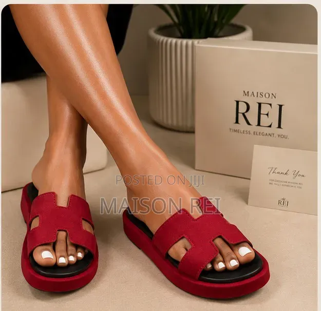Luxury Women's Suede Handmade Slide Slippers – Premium Comfort
