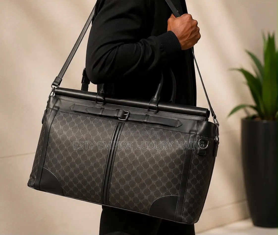 Pure Quality Leather Traveling Duffel Bag