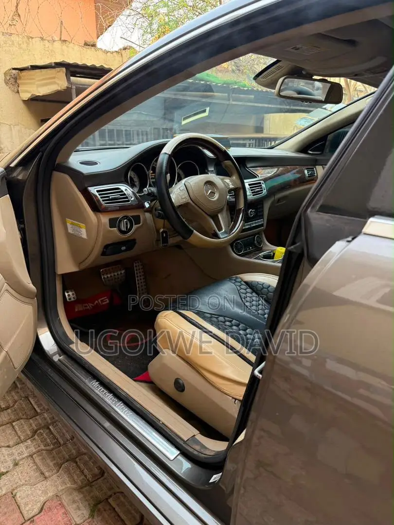 Mercedes-Benz CLS 2015 Gray