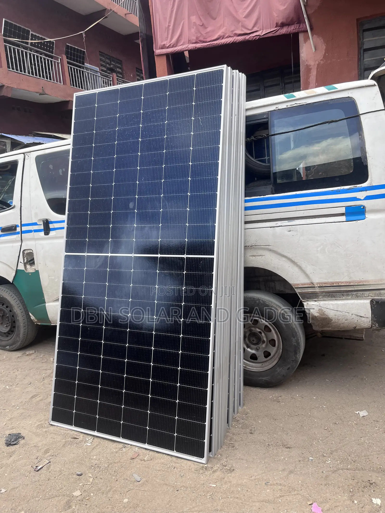 640w Trina Mono Solar Panel Halfcut 144cell Very Good Quality