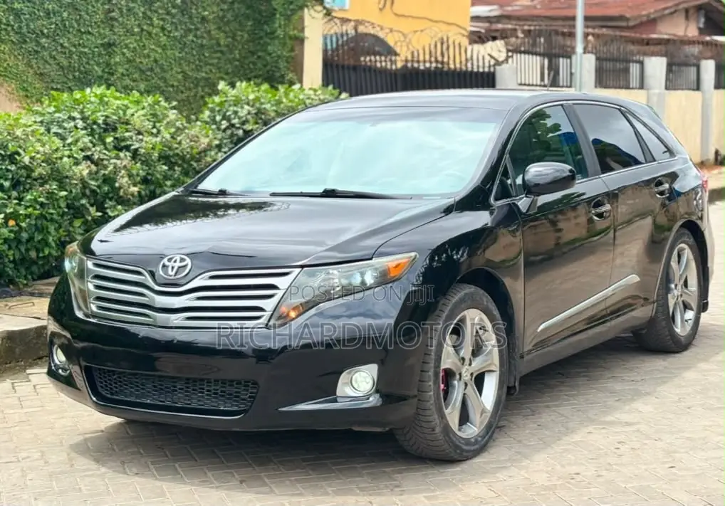 Toyota Venza V6 AWD 2011 Black