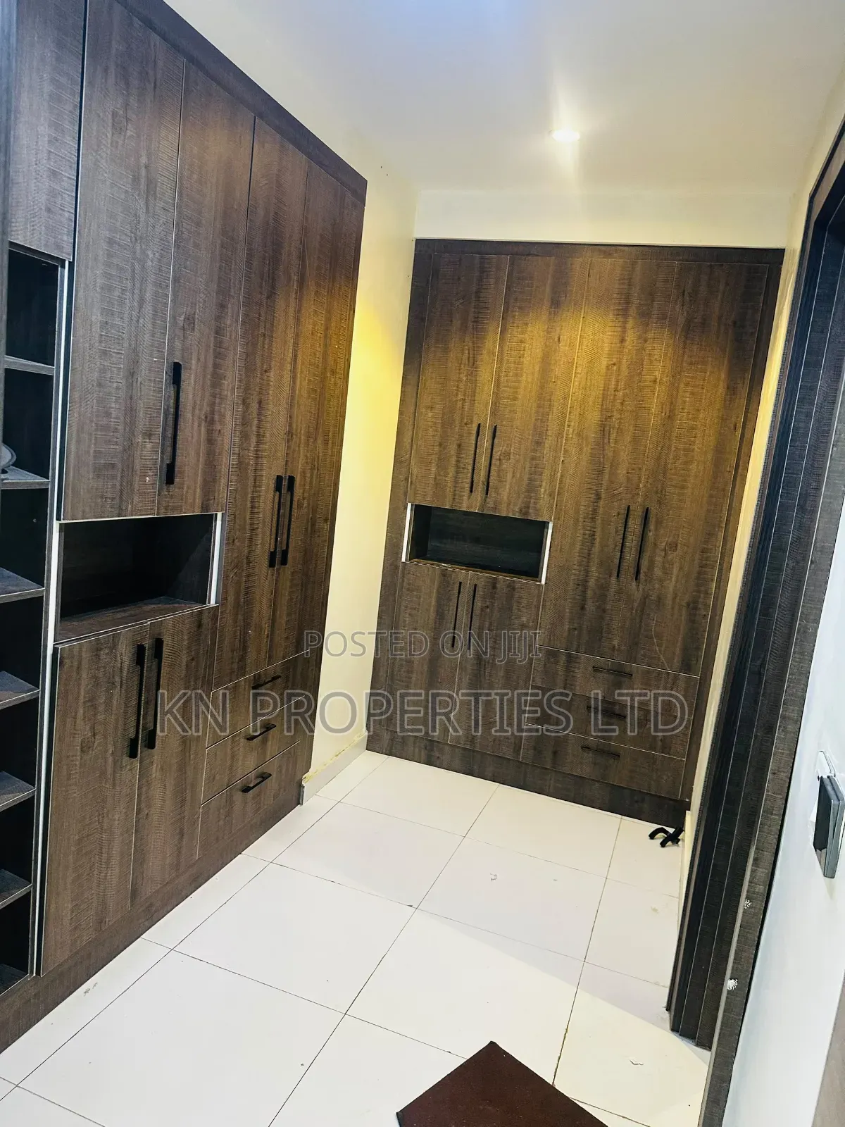 5bdrm Duplex in Guzape for rent