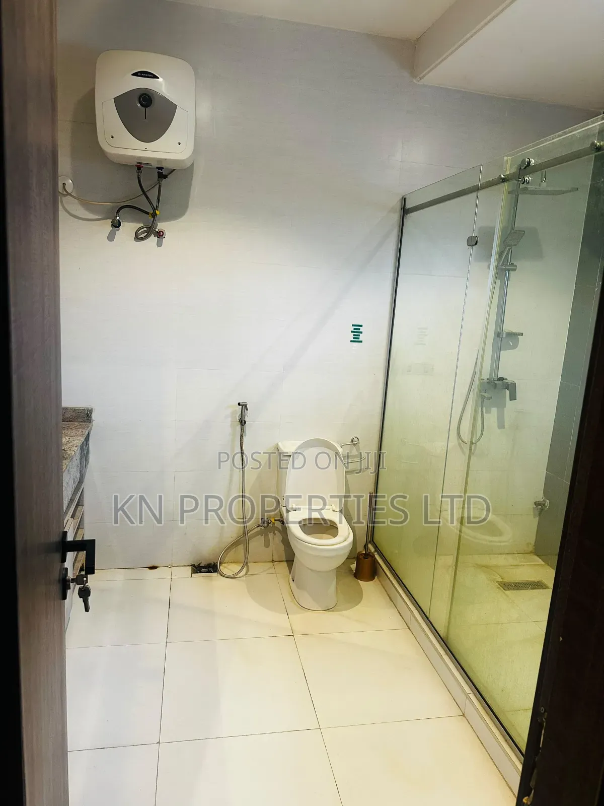 5bdrm Duplex in Guzape for rent