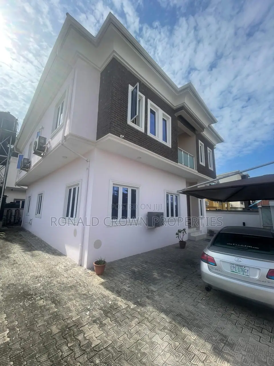 5bdrm Duplex in Osapa london for rent