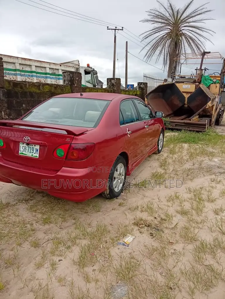 Toyota Corolla S 2004 Red