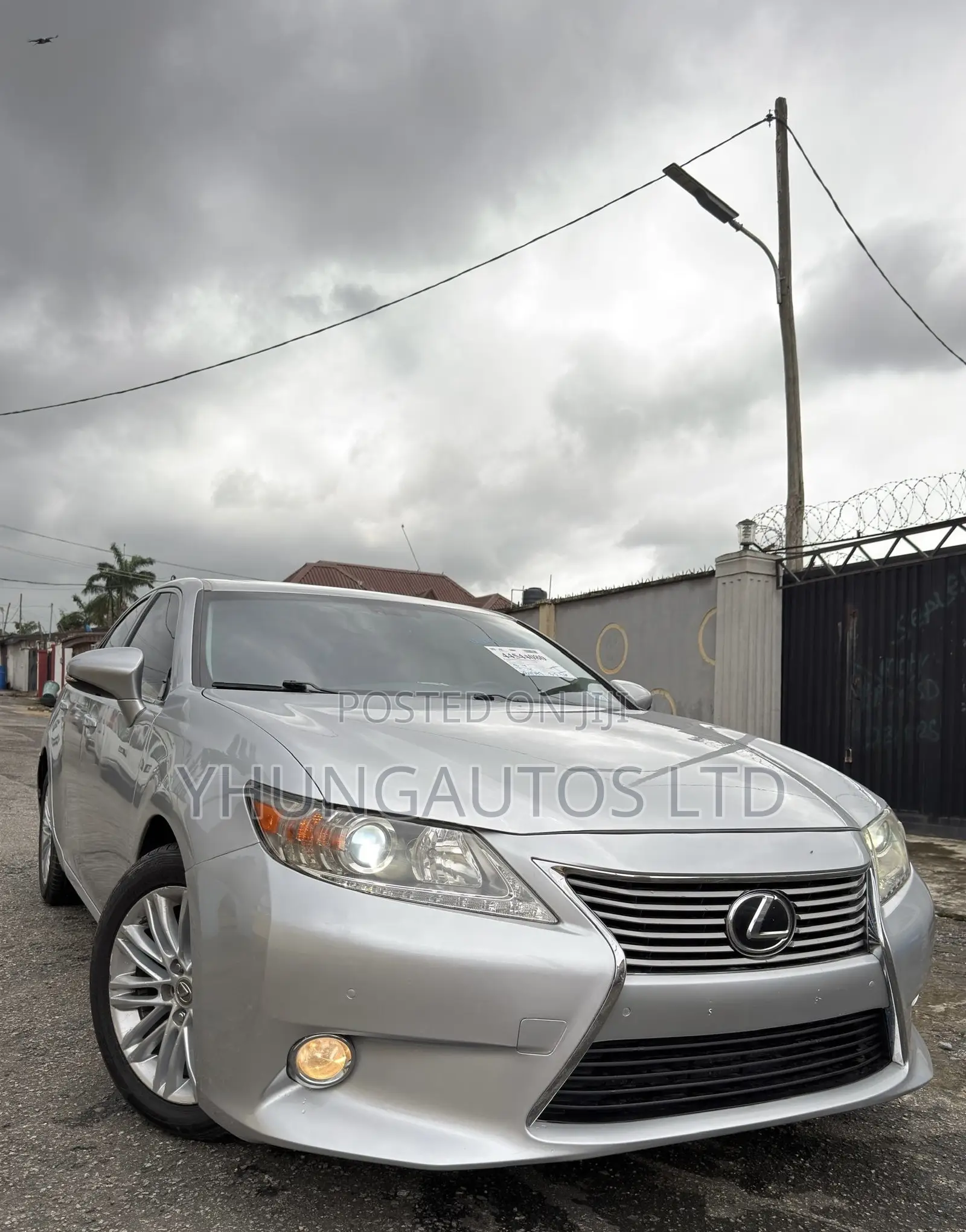 Lexus ES 350 FWD 2014 Silver