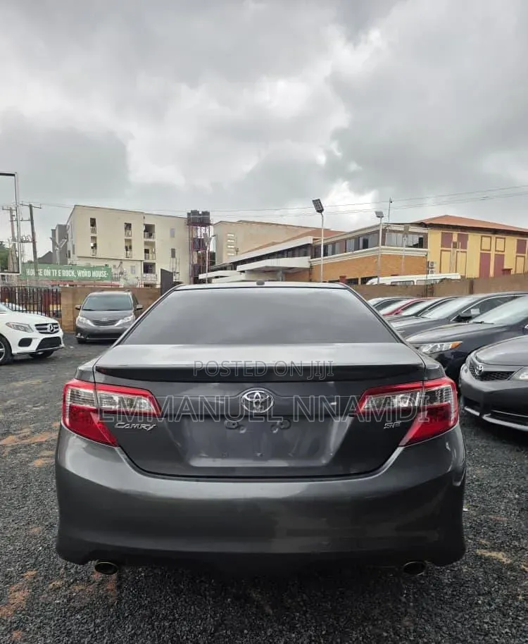 Toyota Camry 2012 Gray