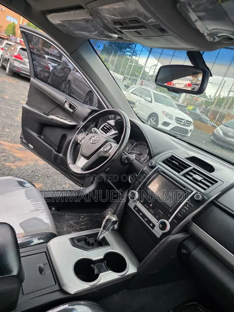 Toyota Camry 2012 Gray