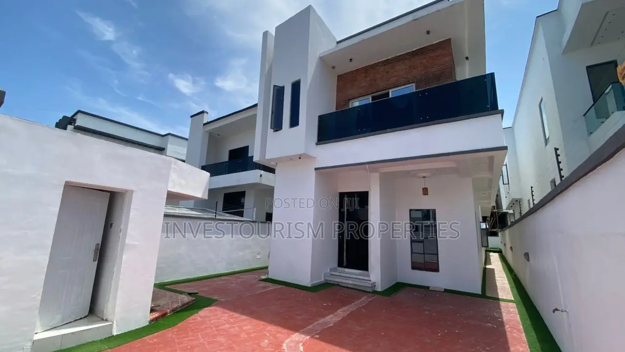 5bdrm Duplex in Lekki Palm City, Ado / Ajah for sale