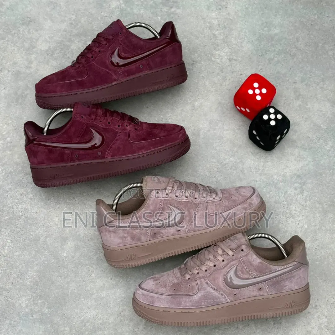 High Demand Luxury Men's Sneakers Nike Best Quality Well Branded