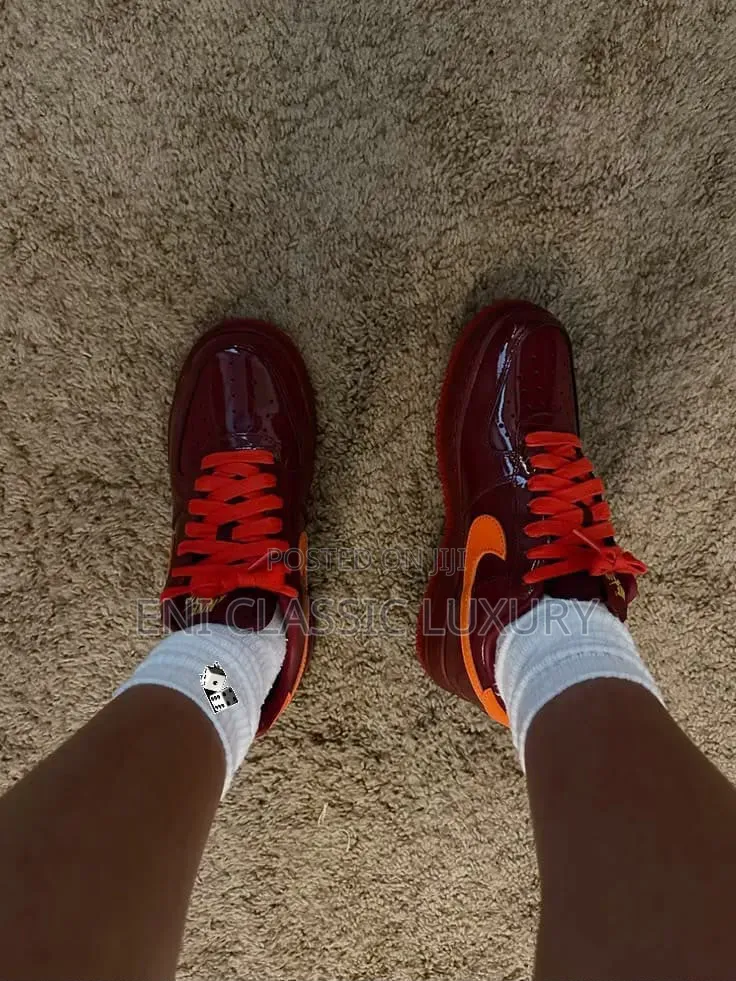 High Demand Luxury Men's Sneakers Nike Best Quality Well Branded