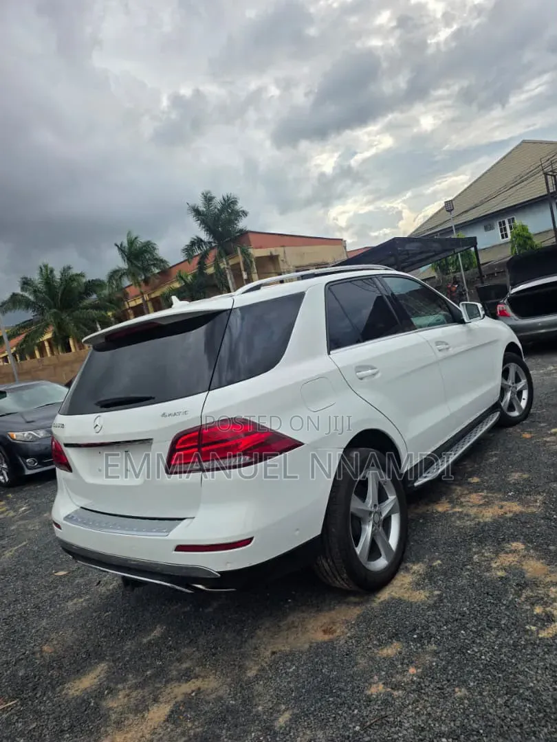 Mercedes-Benz GLE-Class 2017 White