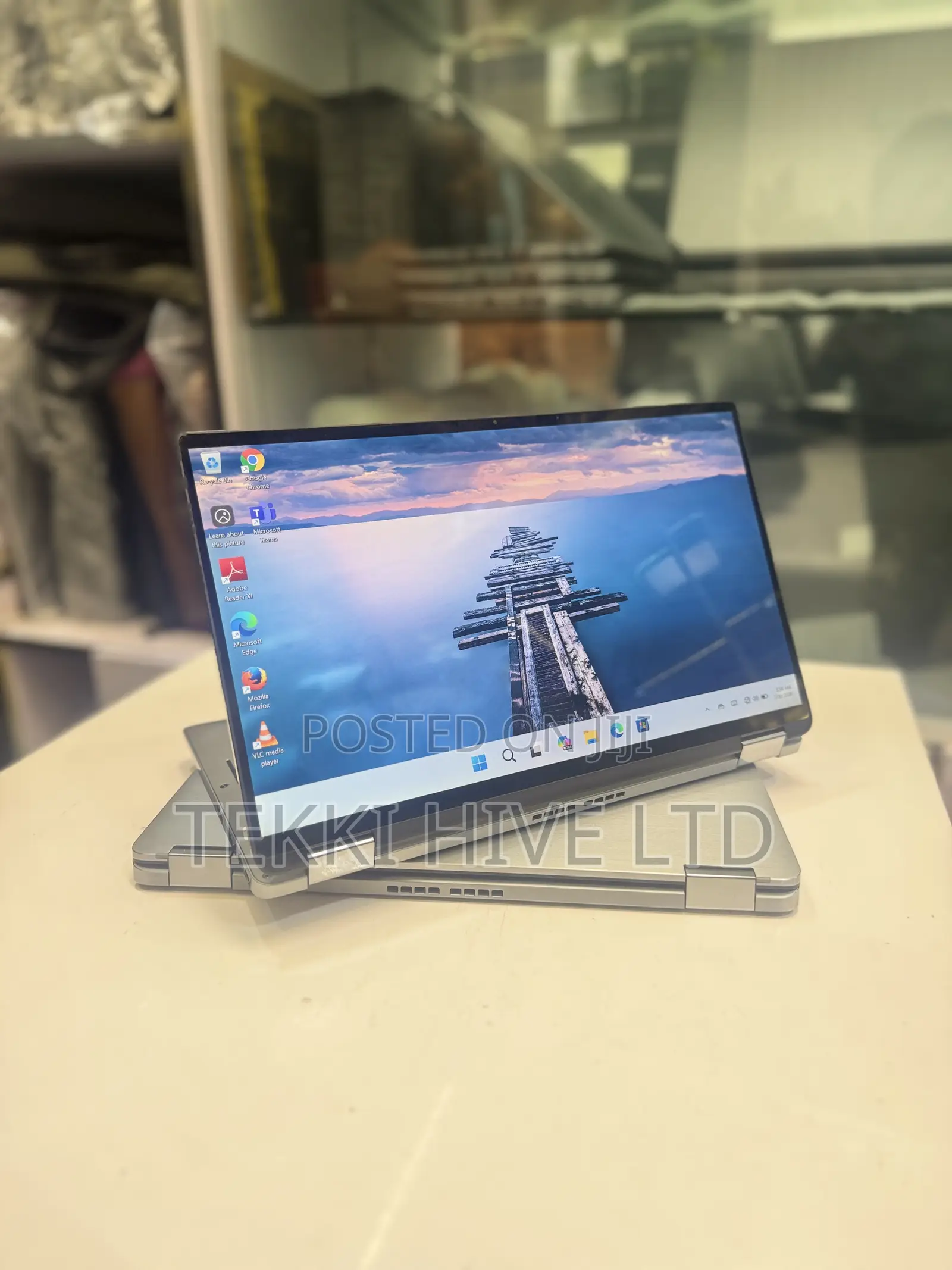 Laptop Dell Latitude 7400 2-in-1 16GB Intel Core i7 SSD 512GB