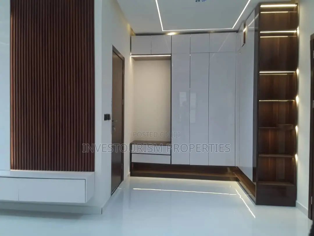 5bdrm Duplex in Lekki Palm City, Ado / Ajah for sale