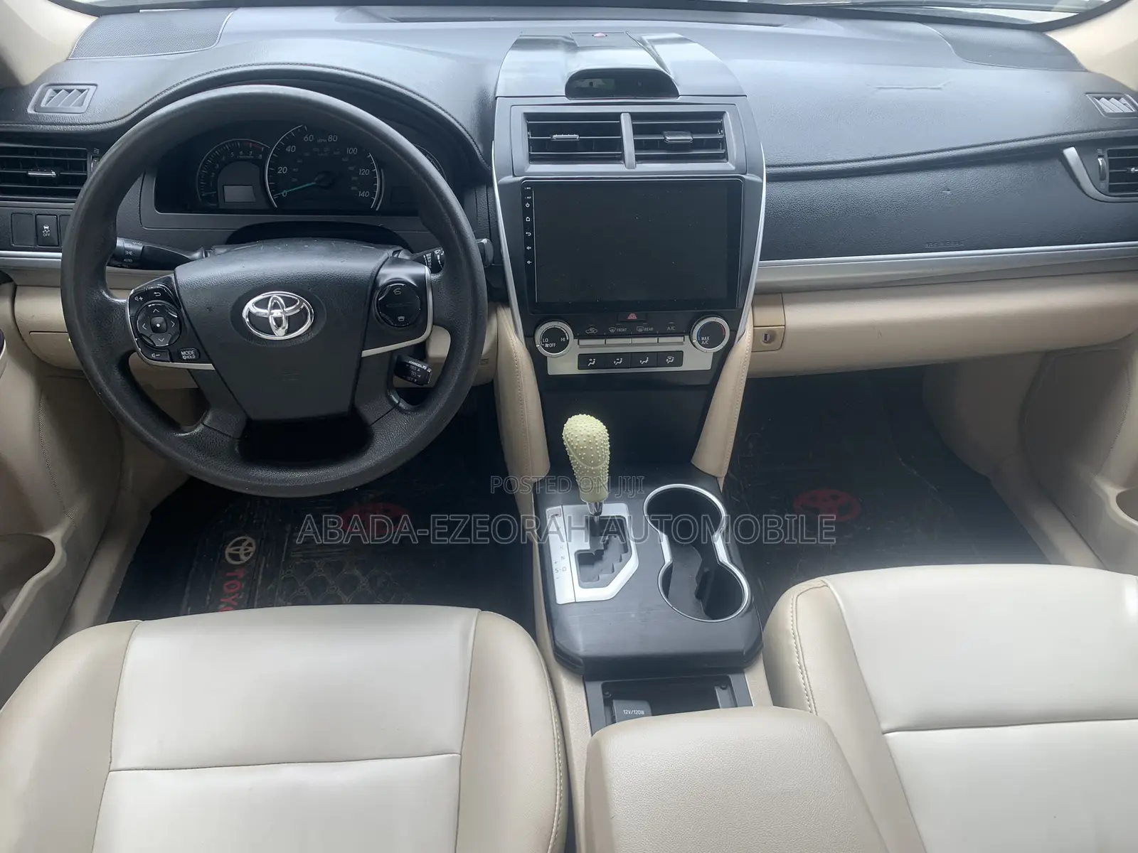 Toyota Camry SE 4dr Sedan (2.5L 4cyl 6A) 2012 Gray