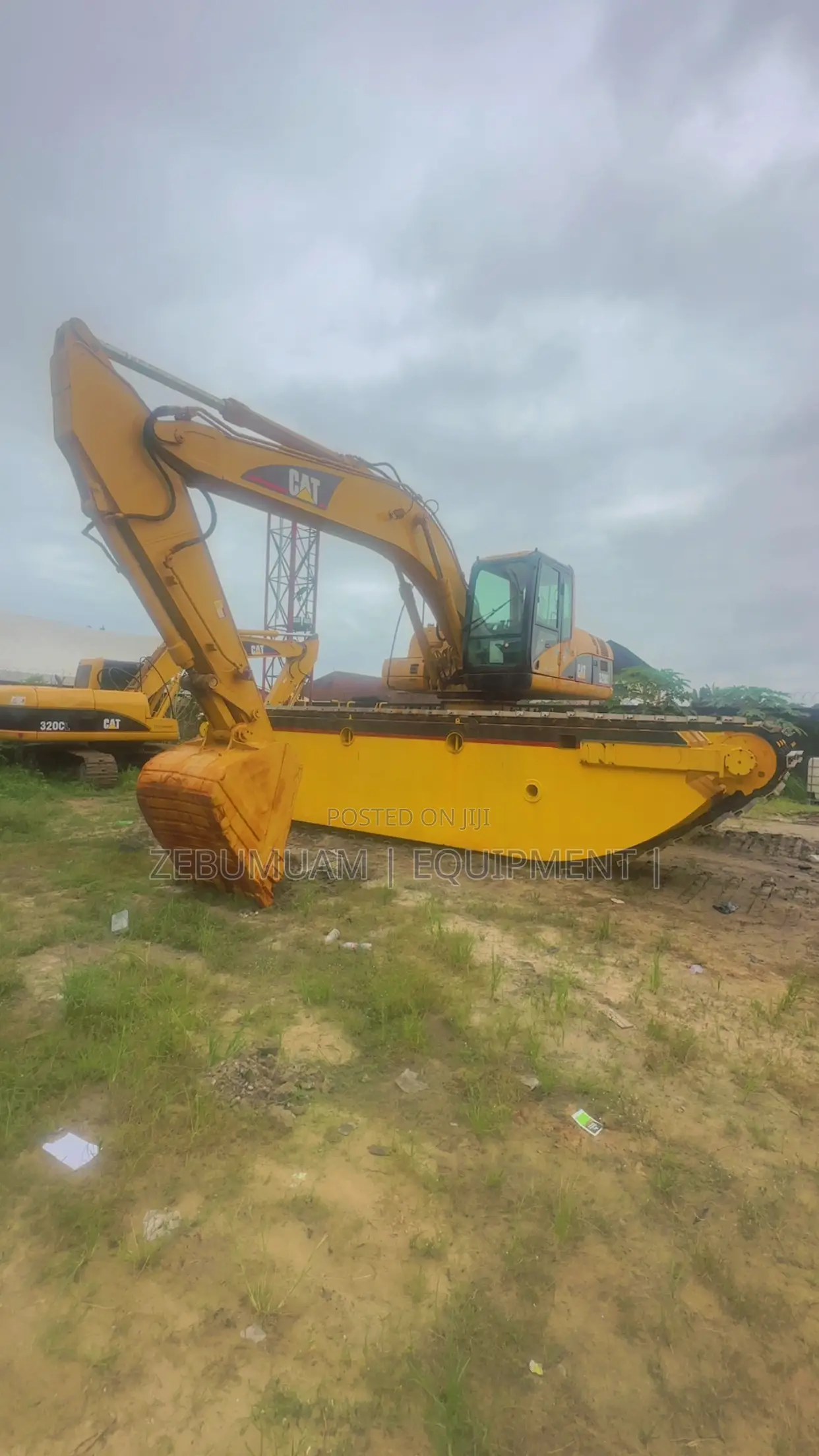 Caterpillar Swamp Buggy 320 CL Foreign Used 4 Sale. Price: 450M Naira