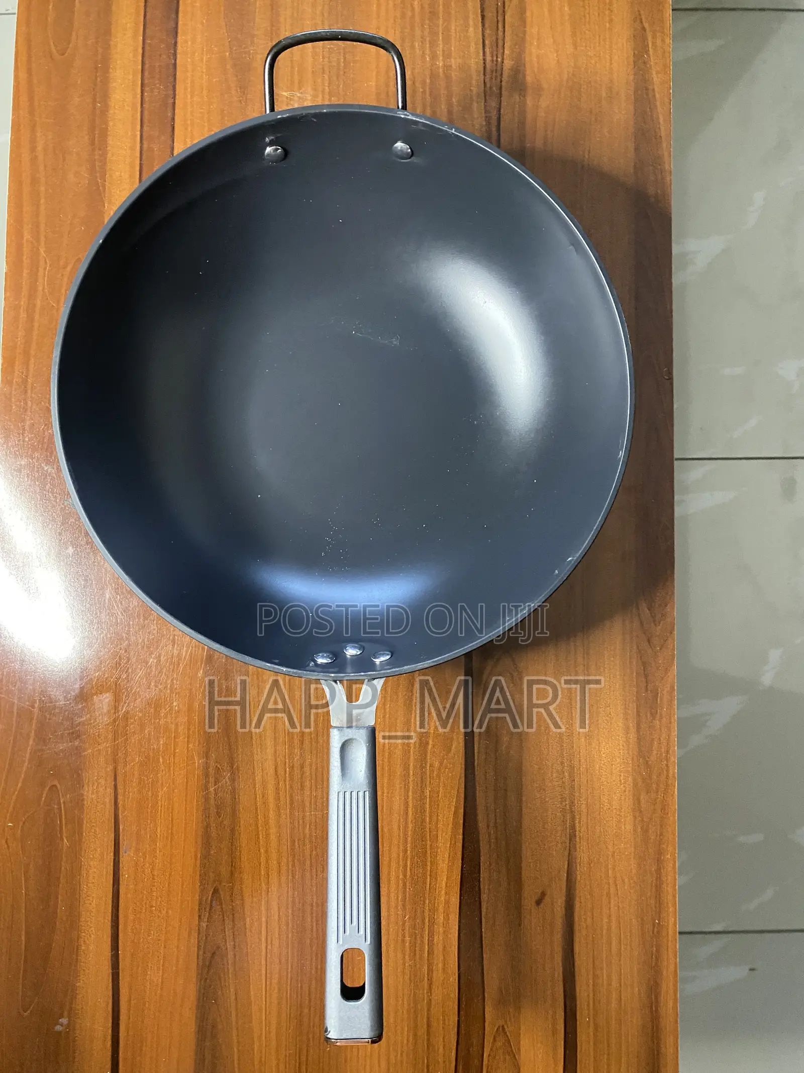 38cm Large Non-Stick Frying Pan – Used