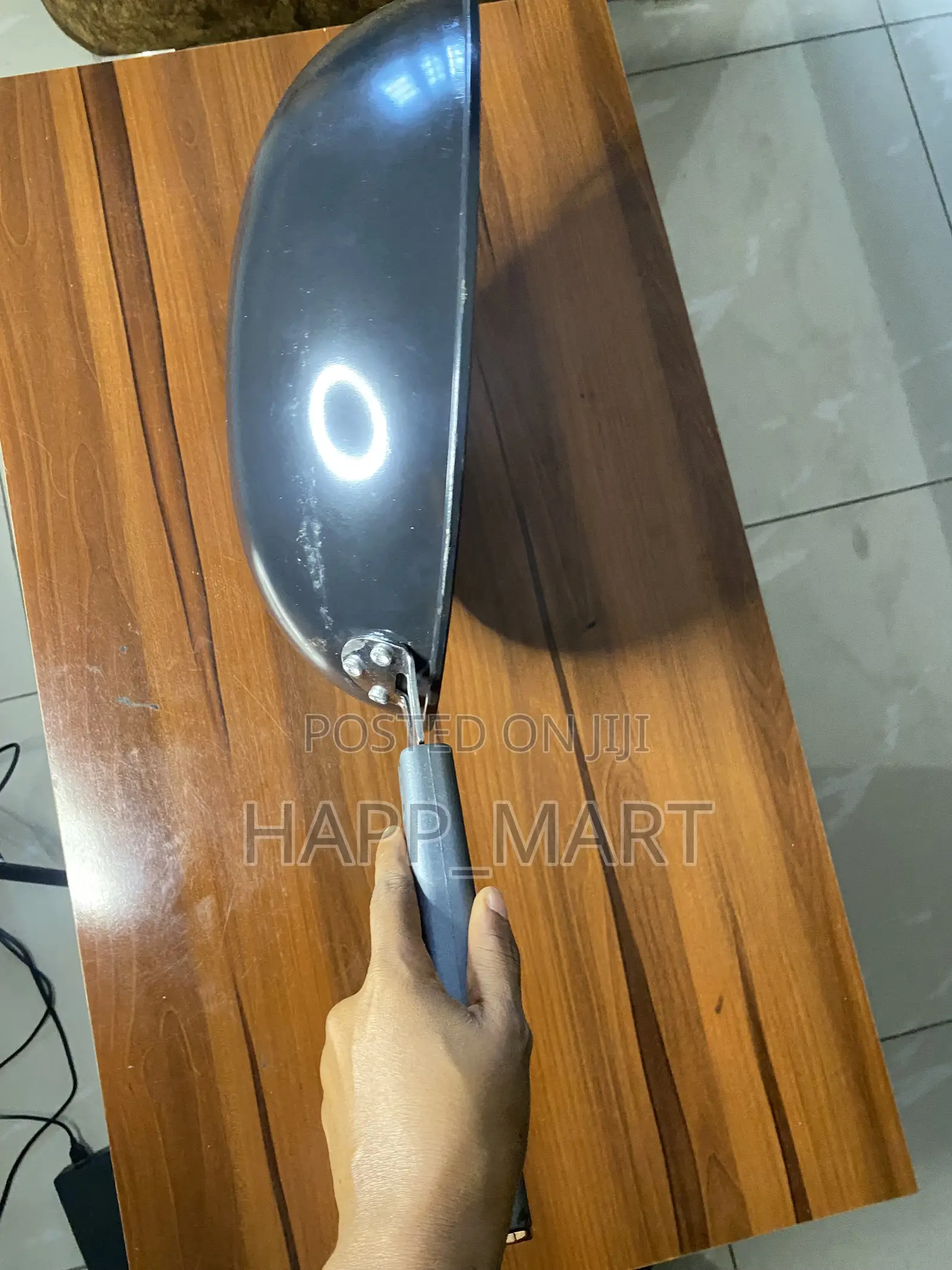 38cm Large Non-Stick Frying Pan – Used