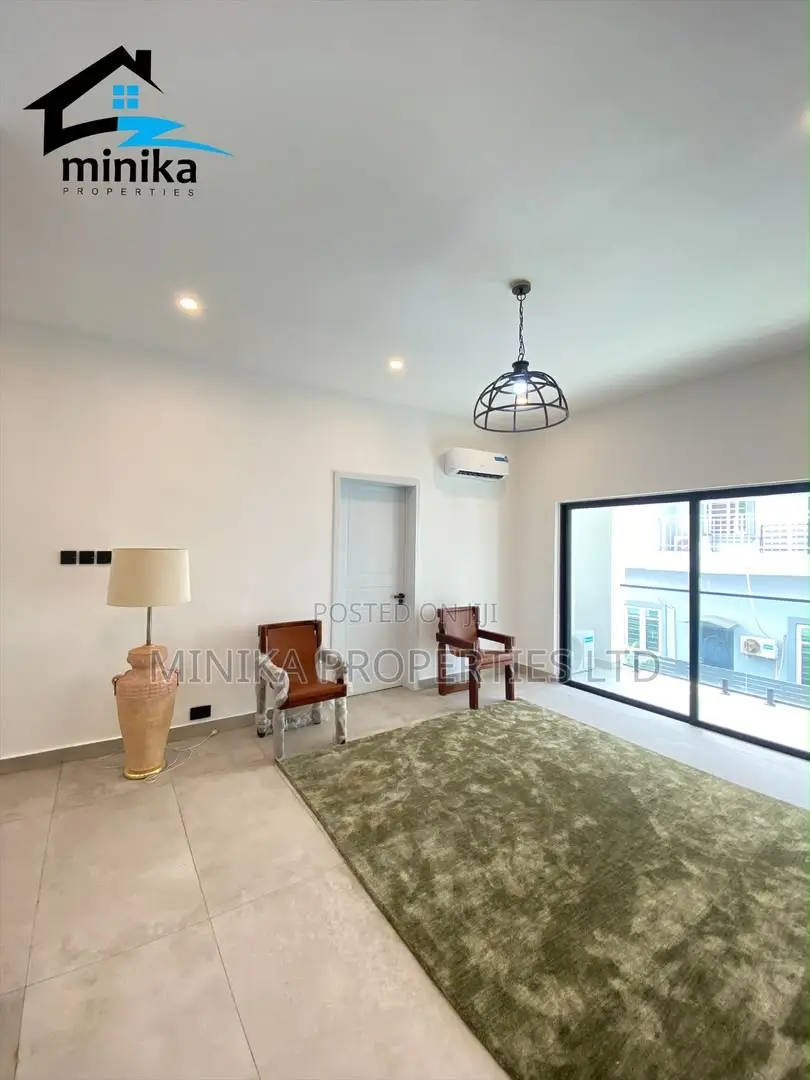 Furnished 4bdrm Duplex in Ikota for sale