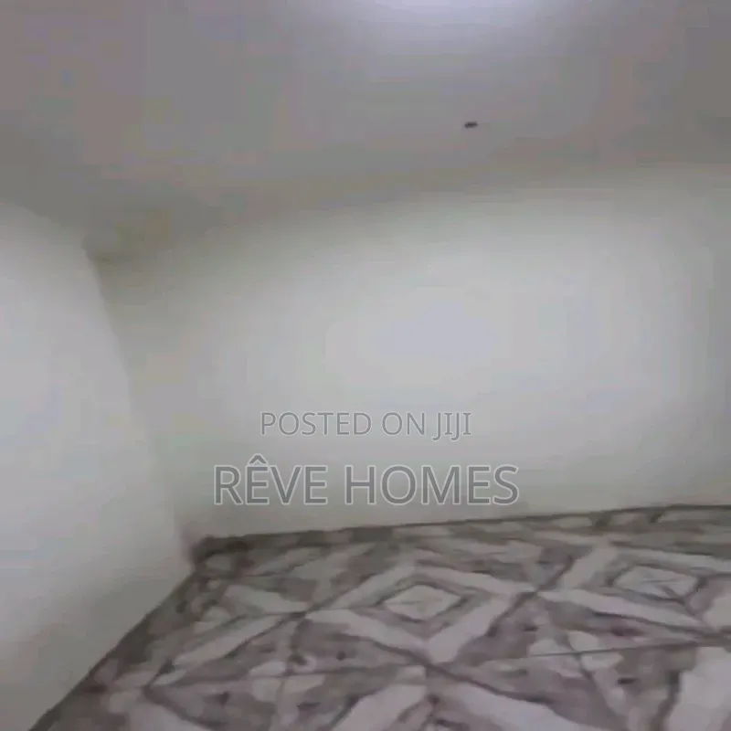 Studio Apartment in Shomolu / Shomolu for rent