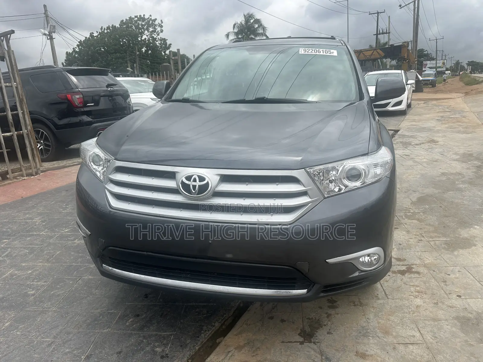 Toyota Highlander SE 2011 Gray
