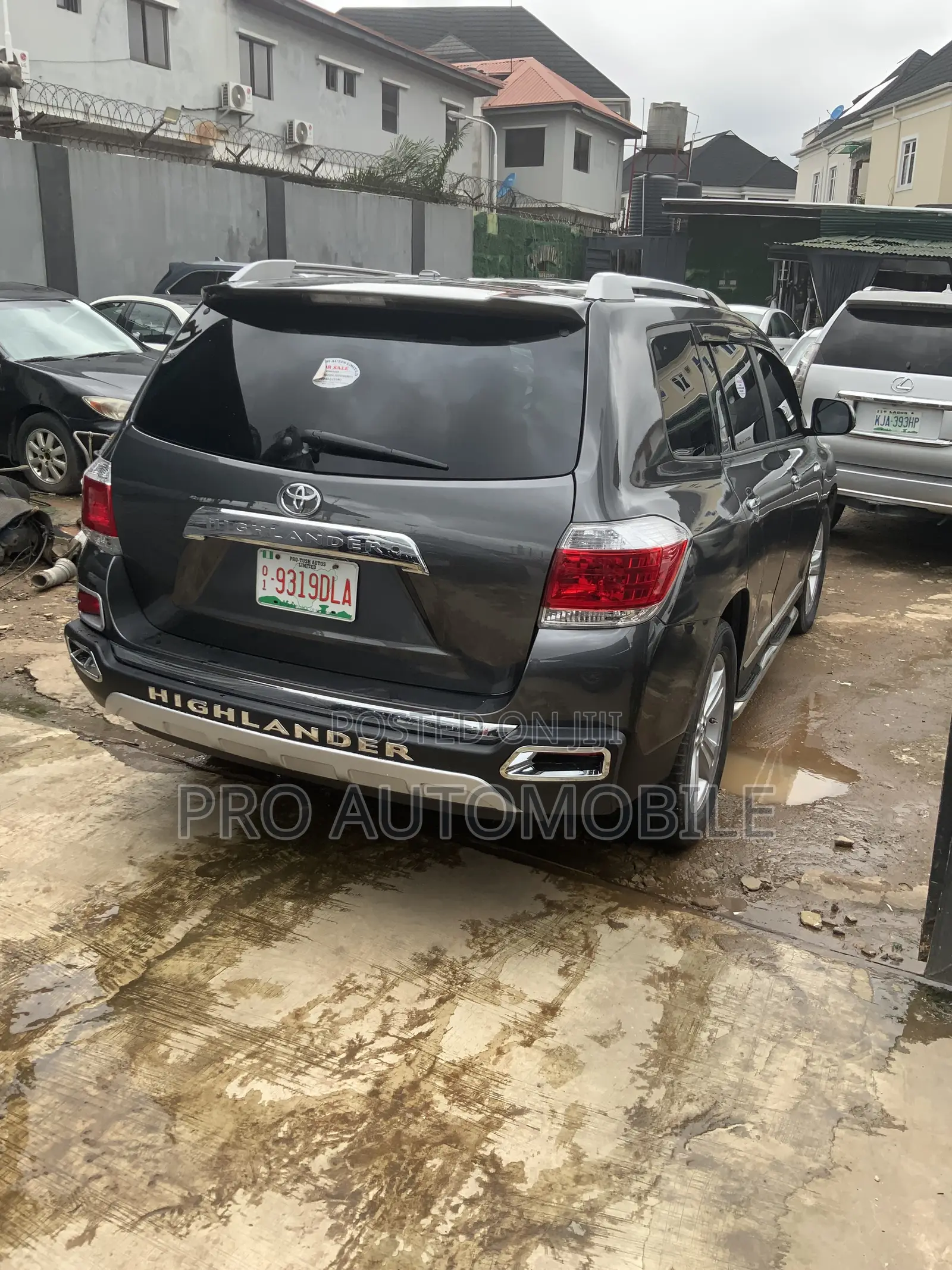 Toyota Highlander Limited 2012 Gray